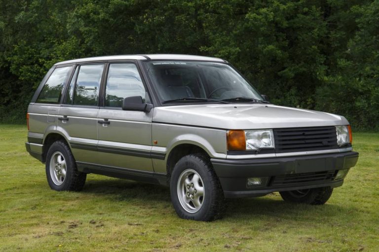 1994 second-generation P38A Range Rover Pre-production – The Dunsfold ...